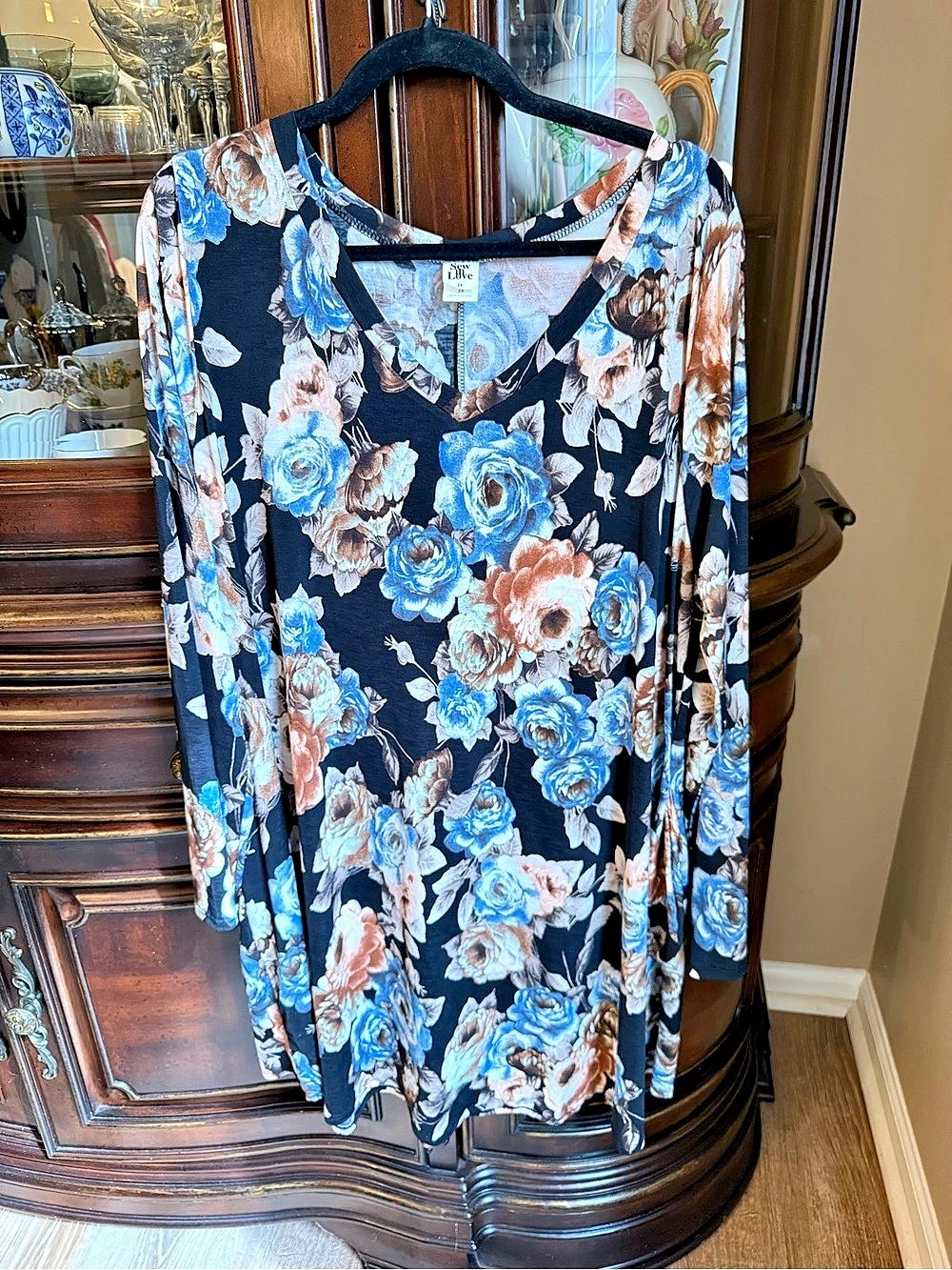 Sew In Love Floral Long Sleeve Tunic Size 2X Like New